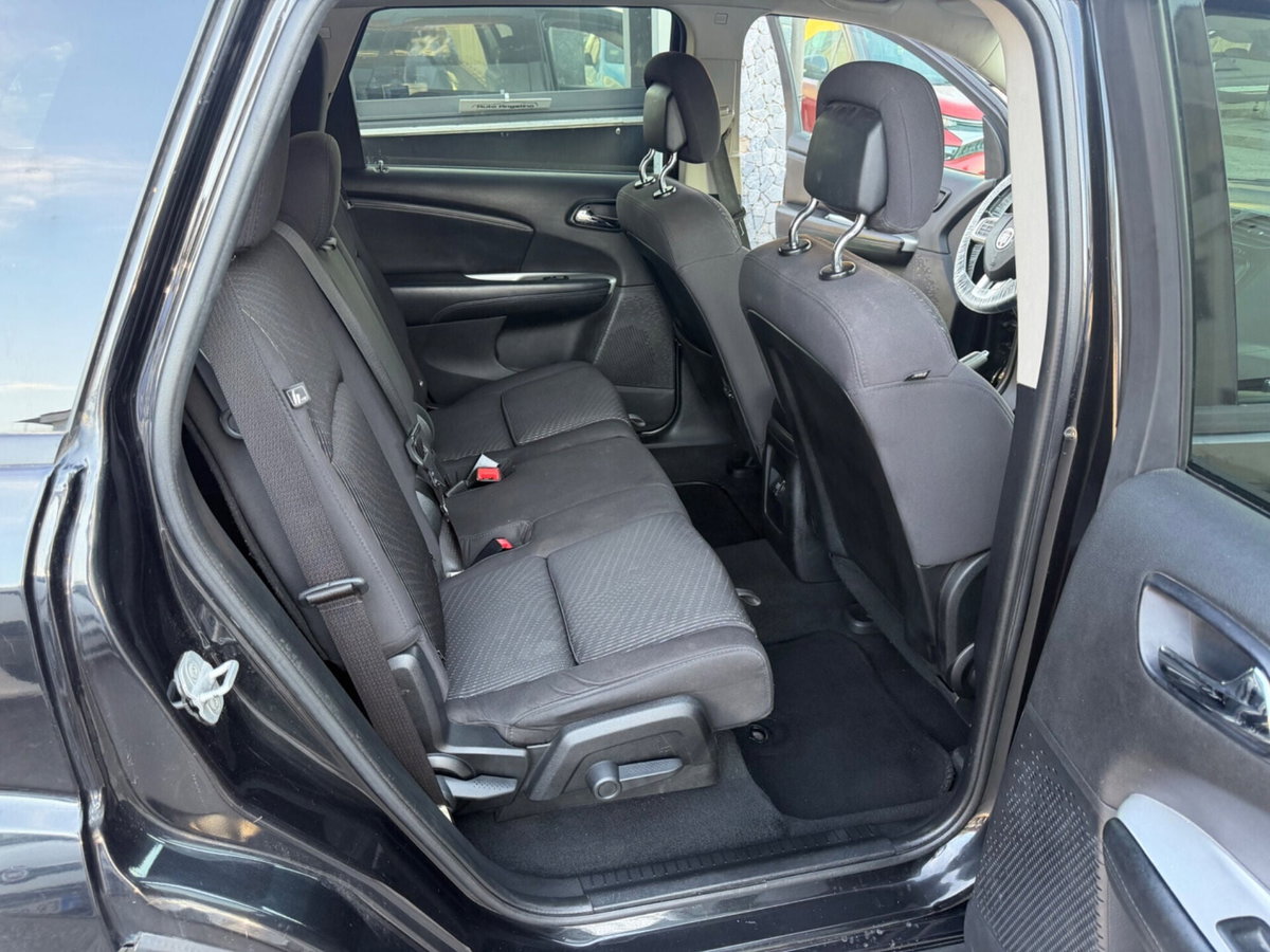 Fiat Freemont 2.0 Multijet 140 CV Urban (13)