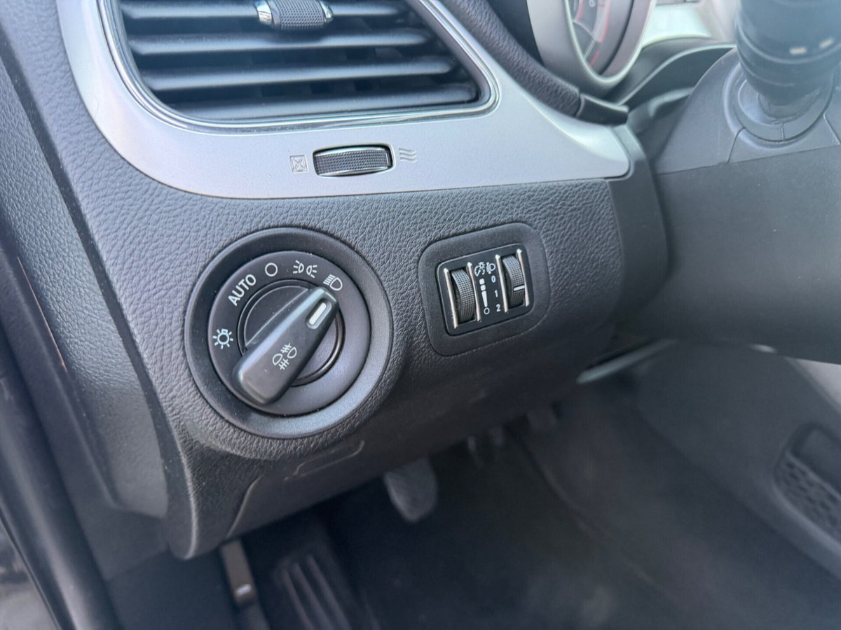 Fiat Freemont 2.0 Multijet 140 CV Urban (14)