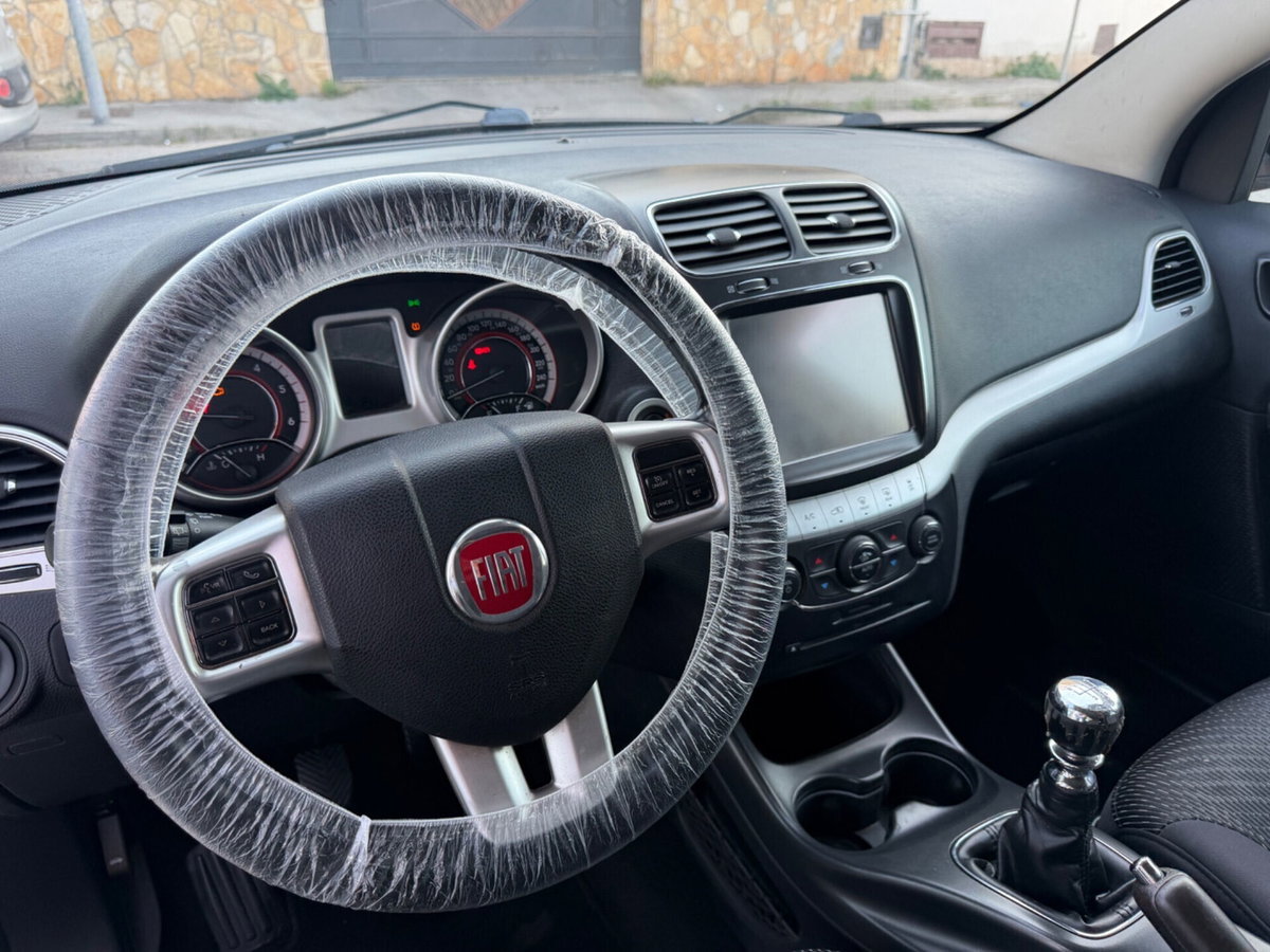 Fiat Freemont 2.0 Multijet 140 CV Urban (18)