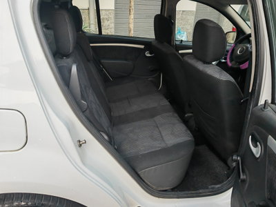 Dacia Sandero 1.4 8V GPL Lauréate (10)
