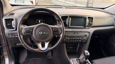 Kia Sportage 1.7 CRDI 2WD Class (6)