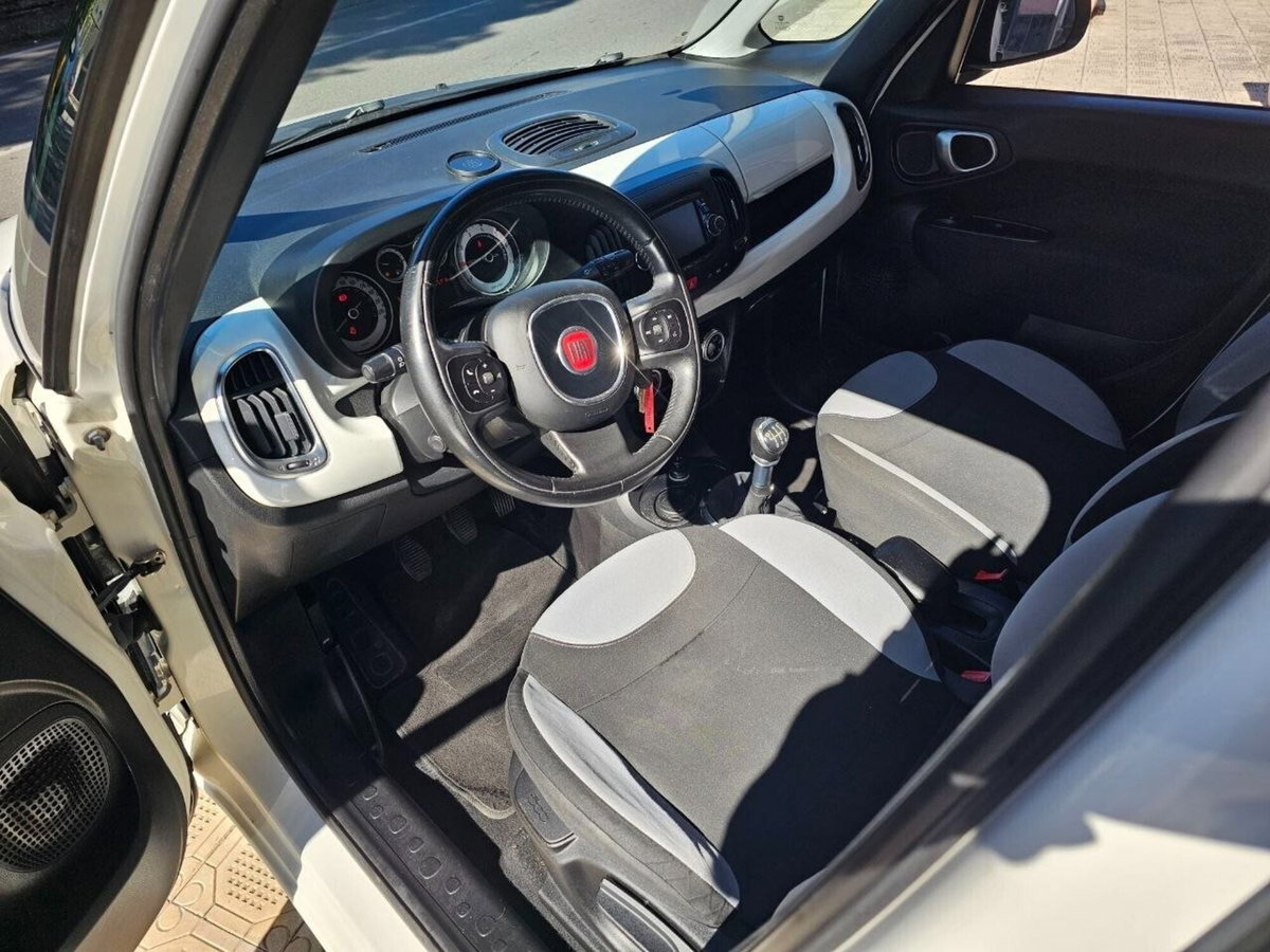 Fiat 500L 1.6 Multijet 105 CV Pop Star (16)