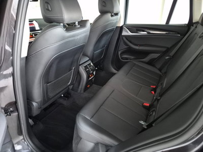BMW X3 sDrive18d 48V Msport (16)