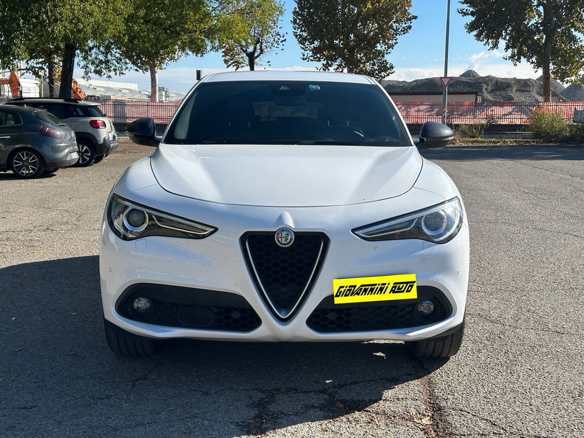 Alfa Romeo Stelvio Stelvio 2.2 Turbodiesel 210 CV AT8 Q4 Ti (2)