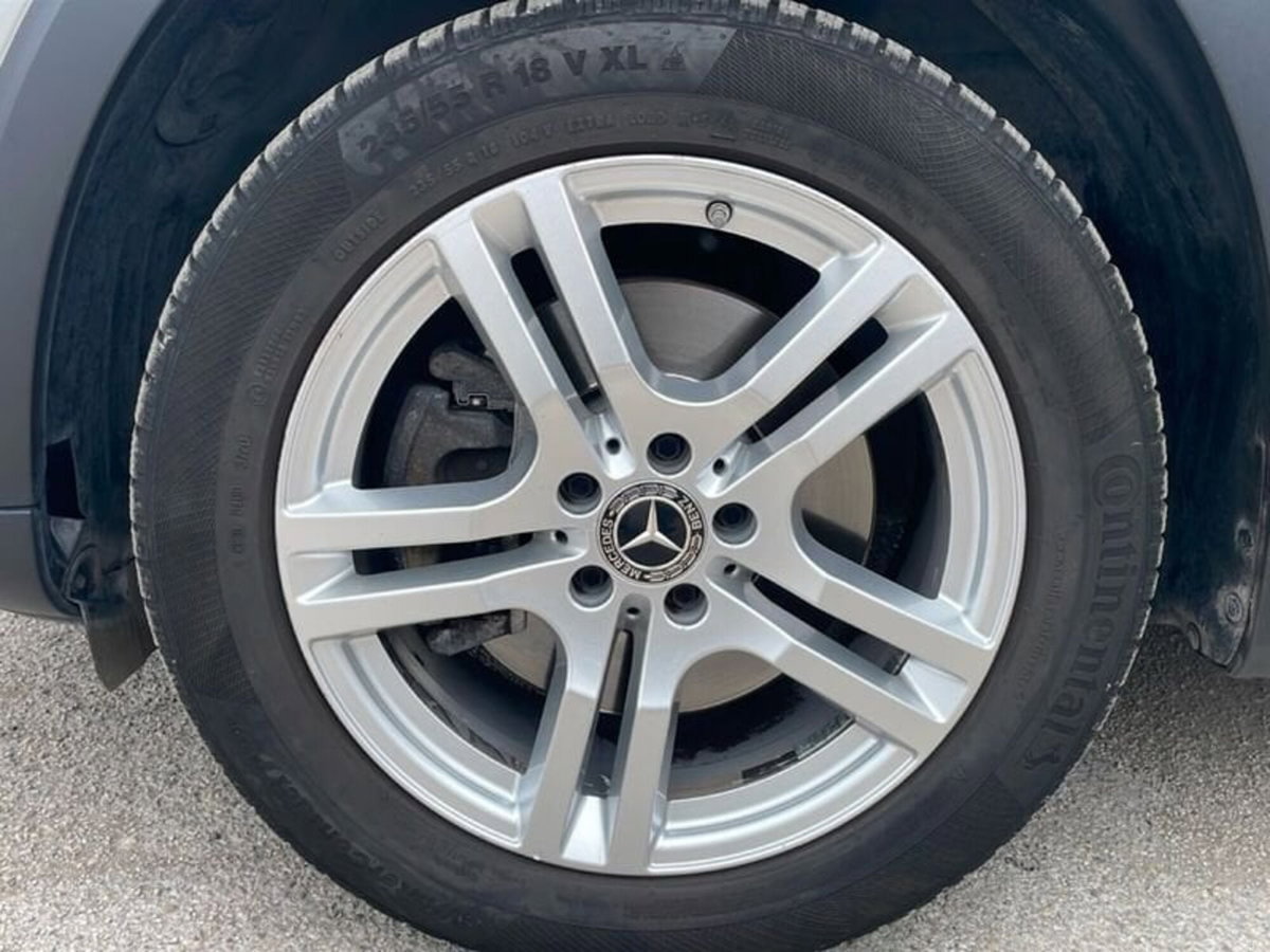Mercedes-Benz GLB 200 d Business Extra auto 7p.ti (10)