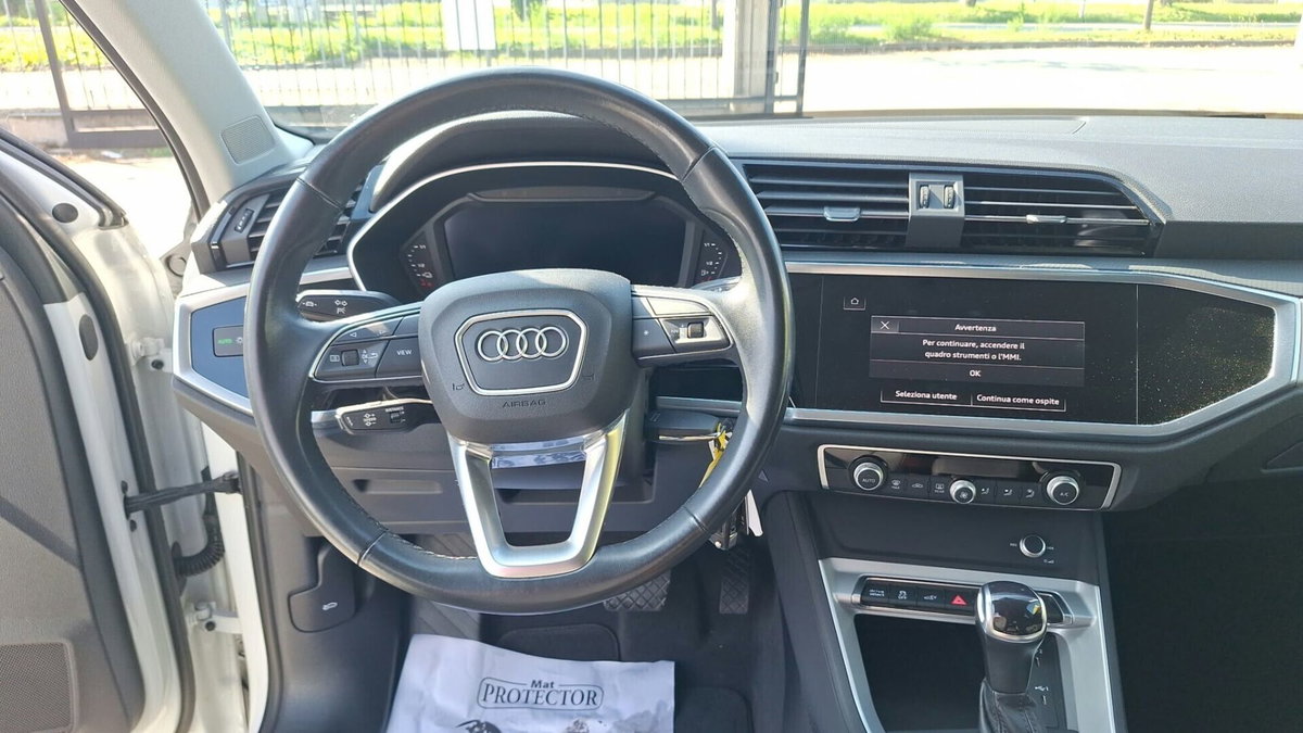 Audi Q3 45 TFSI e S tronic Business (14)