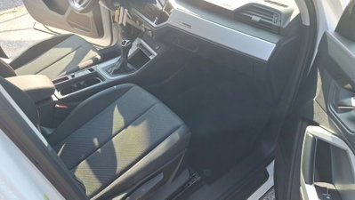 Audi Q3 45 TFSI e S tronic Business (15)