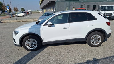Audi Q3 45 TFSI e S tronic Business (4)