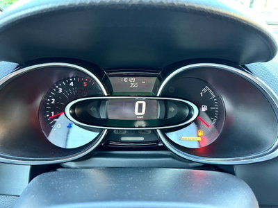 Renault Clio Sporter dCi 8V 90CV Start&Stop Energy Intens (20)