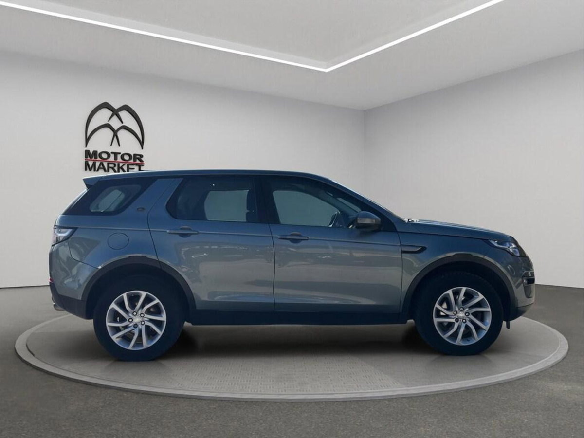 Land Rover Discovery Sport 2.0 TD4 180 CV Pure (4)