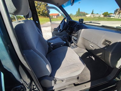 Kia Sportage 2.0 TDI cat 5p. 4x4 Comfort (14)