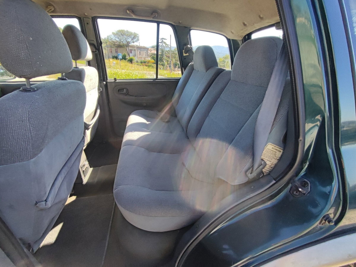 Kia Sportage 2.0 TDI cat 5p. 4x4 Comfort (16)
