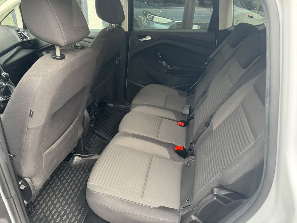 Ford C-Max 1.5 TDCi 95CV Start&Stop Titanium (15)