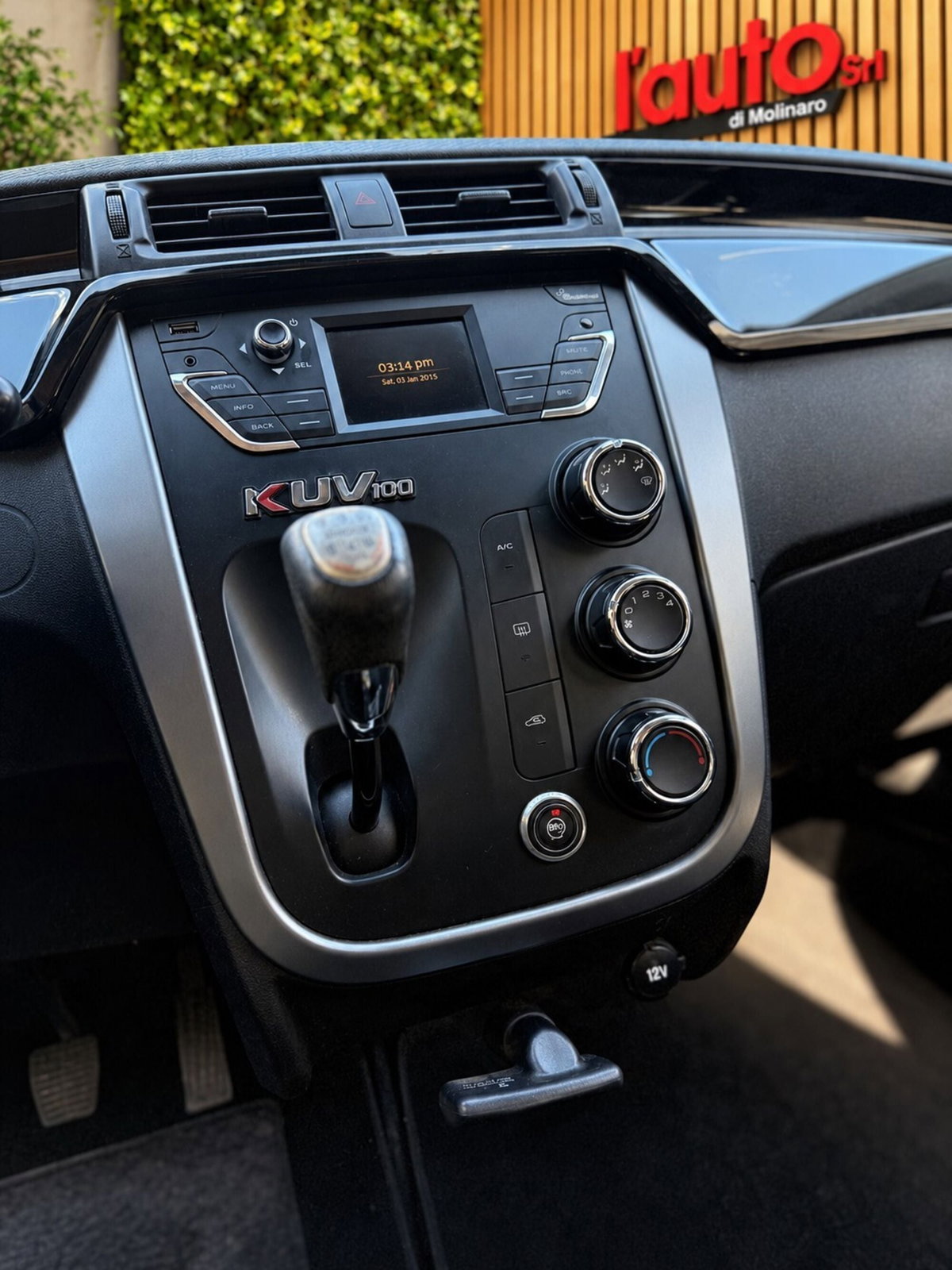 Mahindra KUV100 KUV100 1.2 VVT M-Bifuel(GPL) K8 (7)