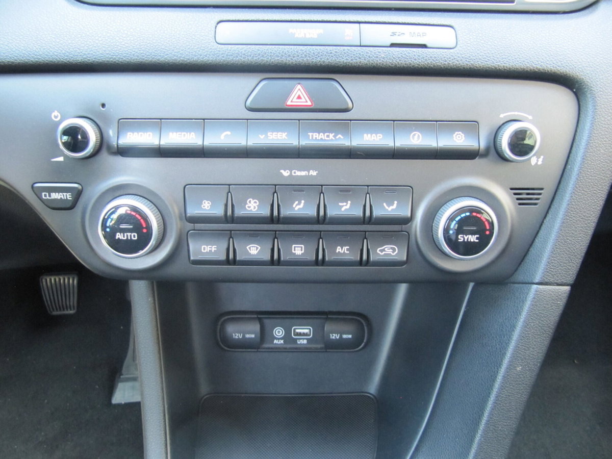 Kia Sportage 1.7 CRDI 2WD Class (10)