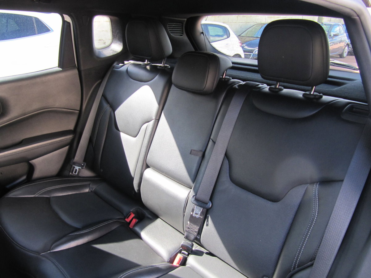 Jeep Compass 1.6 Multijet II 2WD S (11)