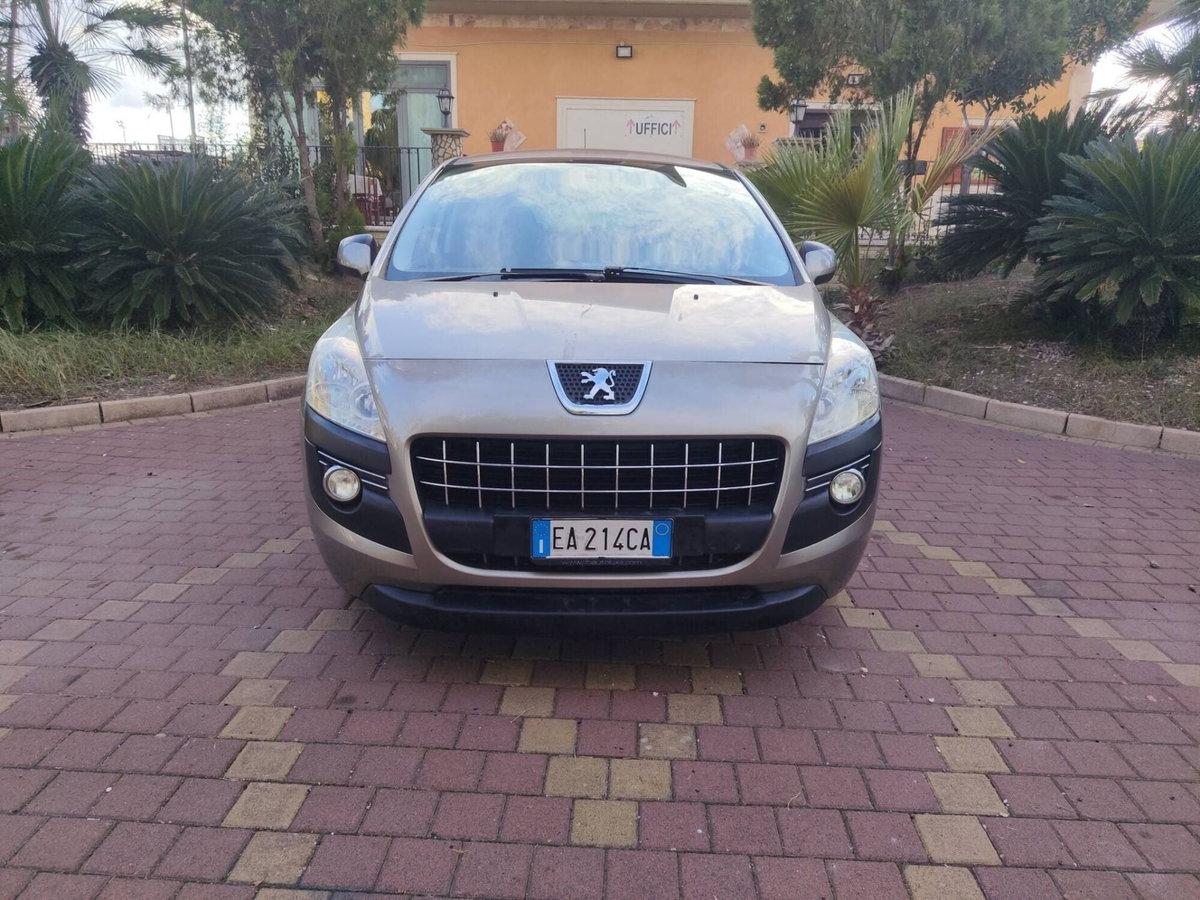 Peugeot 3008 1.6 HDi 110CV Business (4)