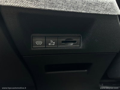 Peugeot 3008 1.2 hybrid 48V GT 136cv e-dcs6 (15)