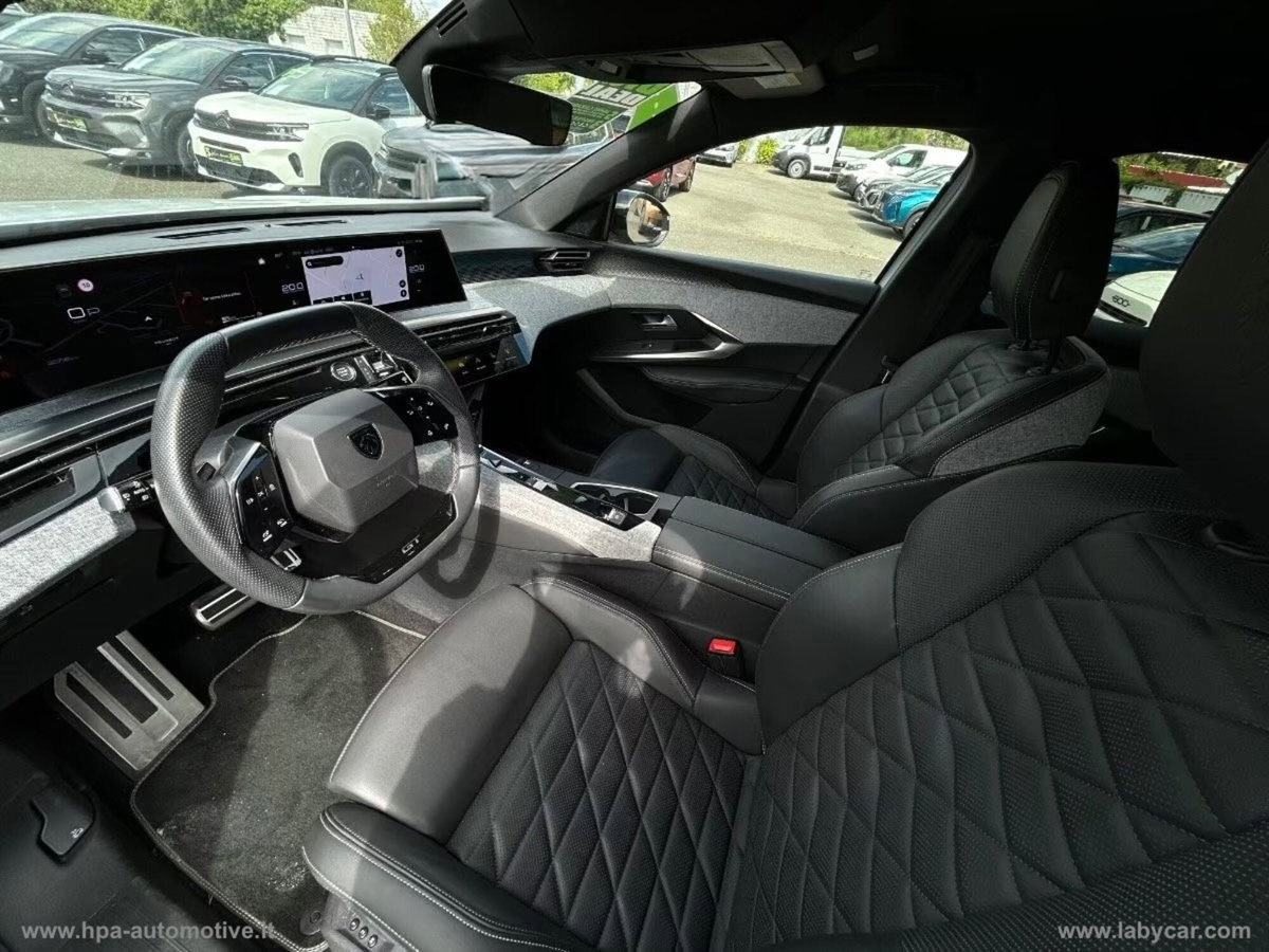 Peugeot 3008 1.2 hybrid 48V GT 136cv e-dcs6 (8)