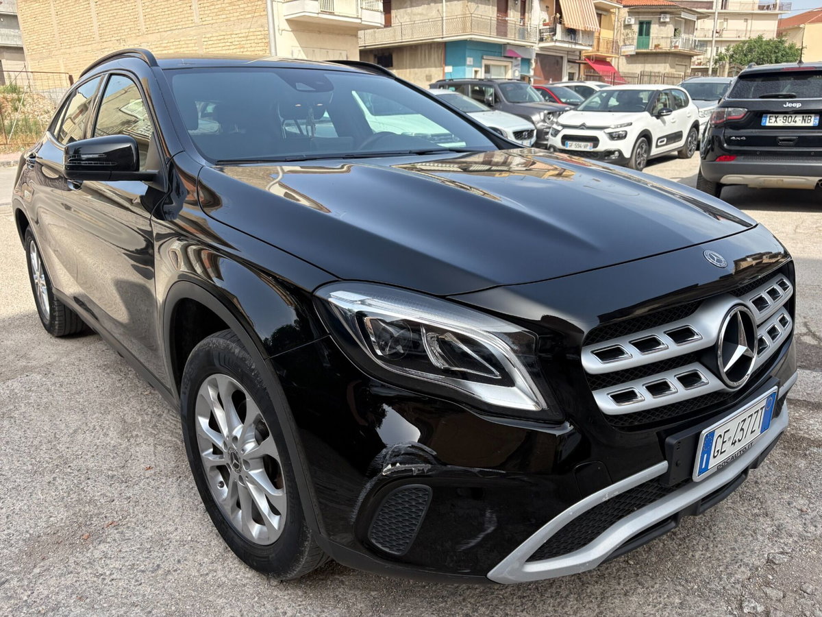 Mercedes-Benz GLA SUV 180 d Sport