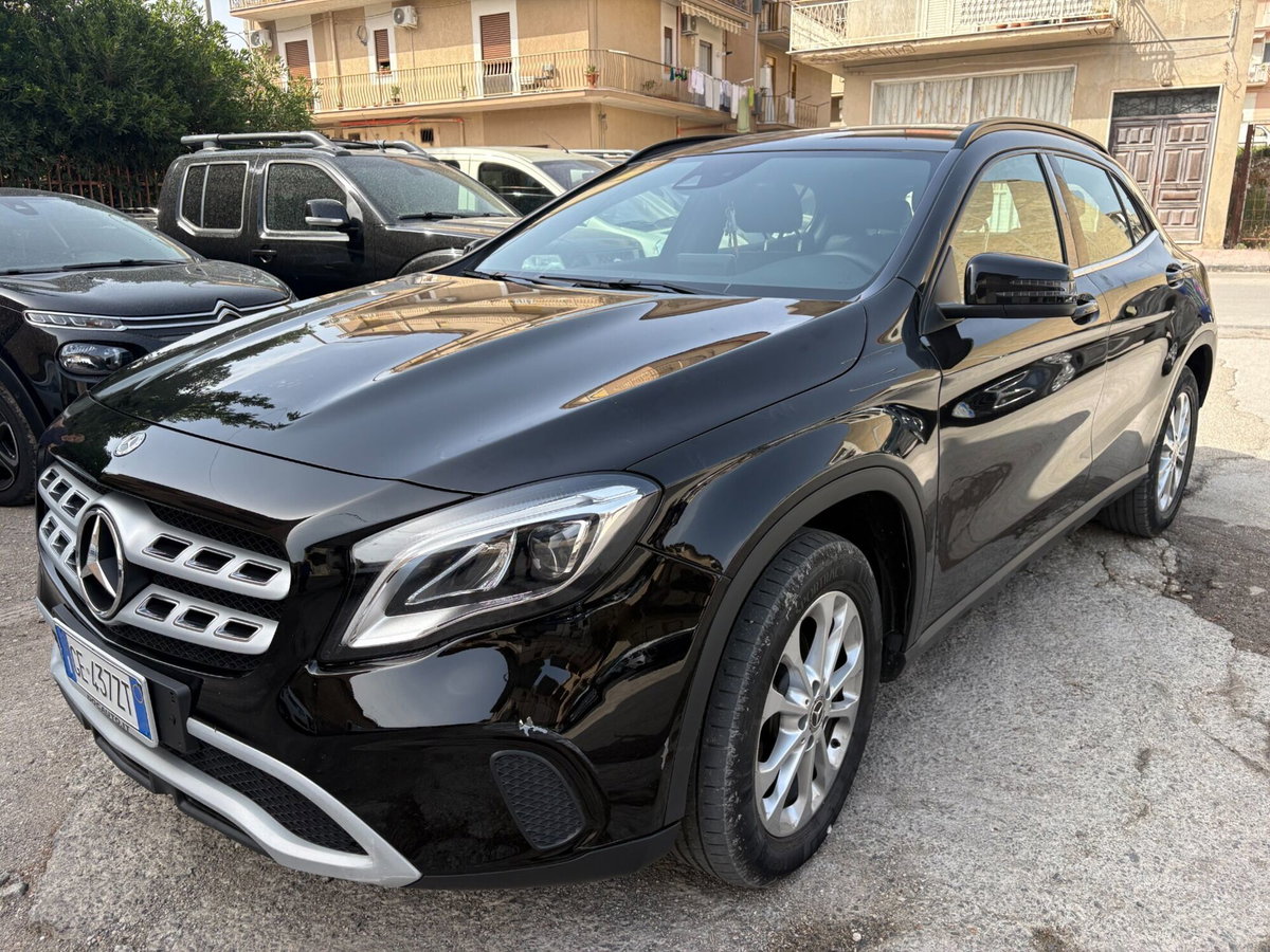 Mercedes-Benz GLA SUV 180 d Sport (3)