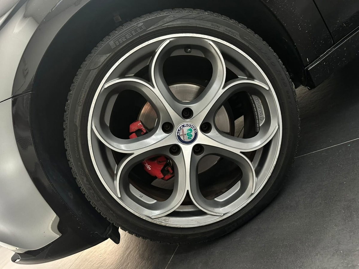 Alfa Romeo Giulietta 1.6 JTDm Ti 120cv (15)