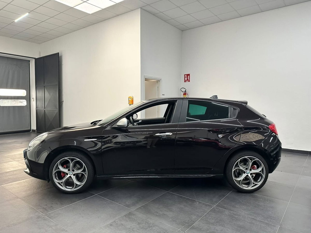 Alfa Romeo Giulietta 1.6 JTDm Ti 120cv (6)