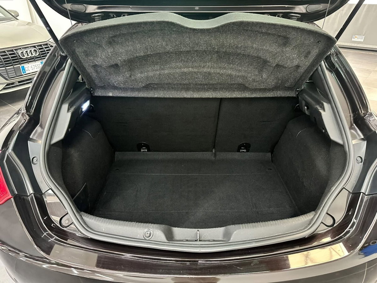Alfa Romeo Giulietta 1.6 JTDm Ti 120cv (8)