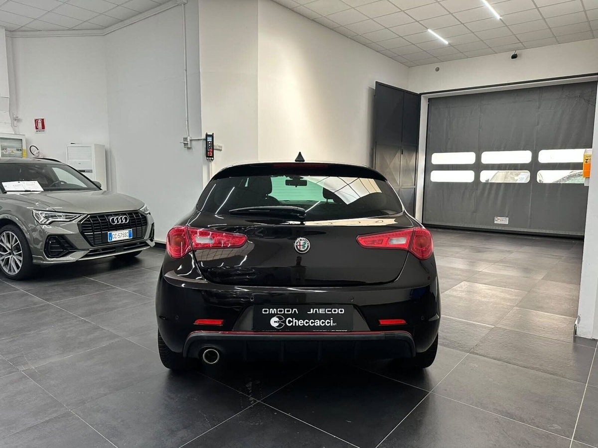 Alfa Romeo Giulietta 1.6 JTDm Ti 120cv (9)
