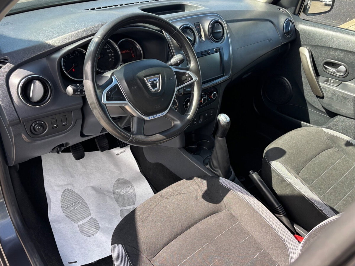 Dacia Sandero Stepway 1.5 dCi 8V 90CV (15)