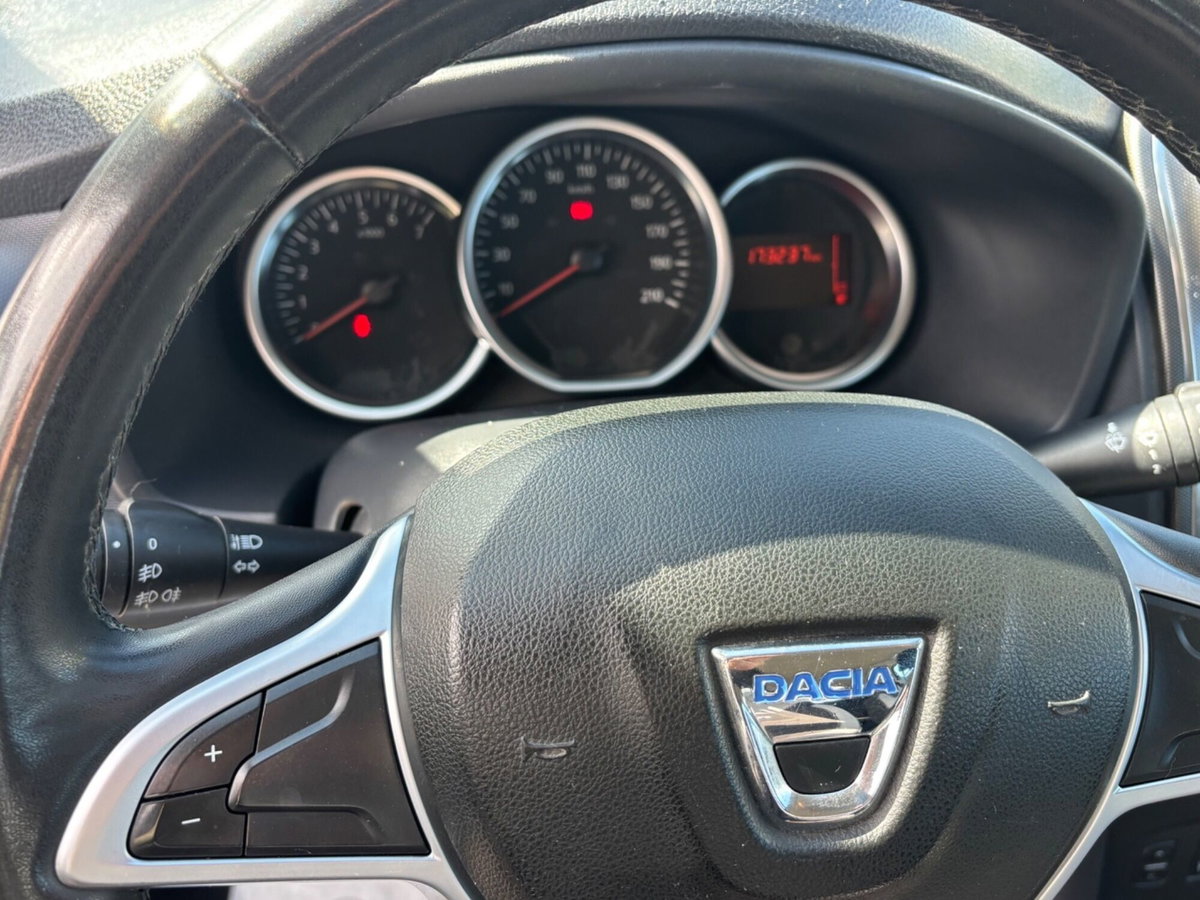 Dacia Sandero Stepway 1.5 dCi 8V 90CV (16)