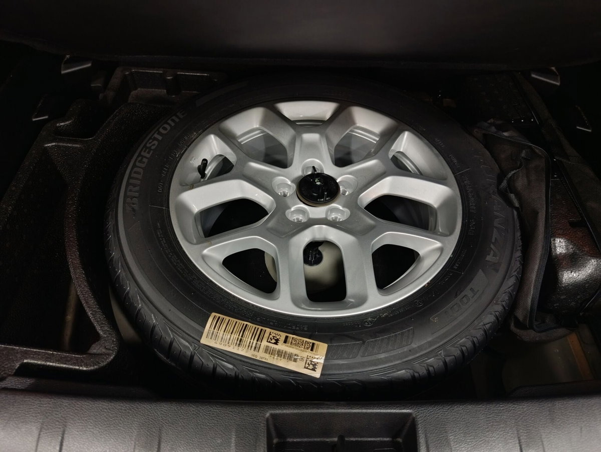 Jeep Renegade 1.6 Mjt 120 CV Limited (18)