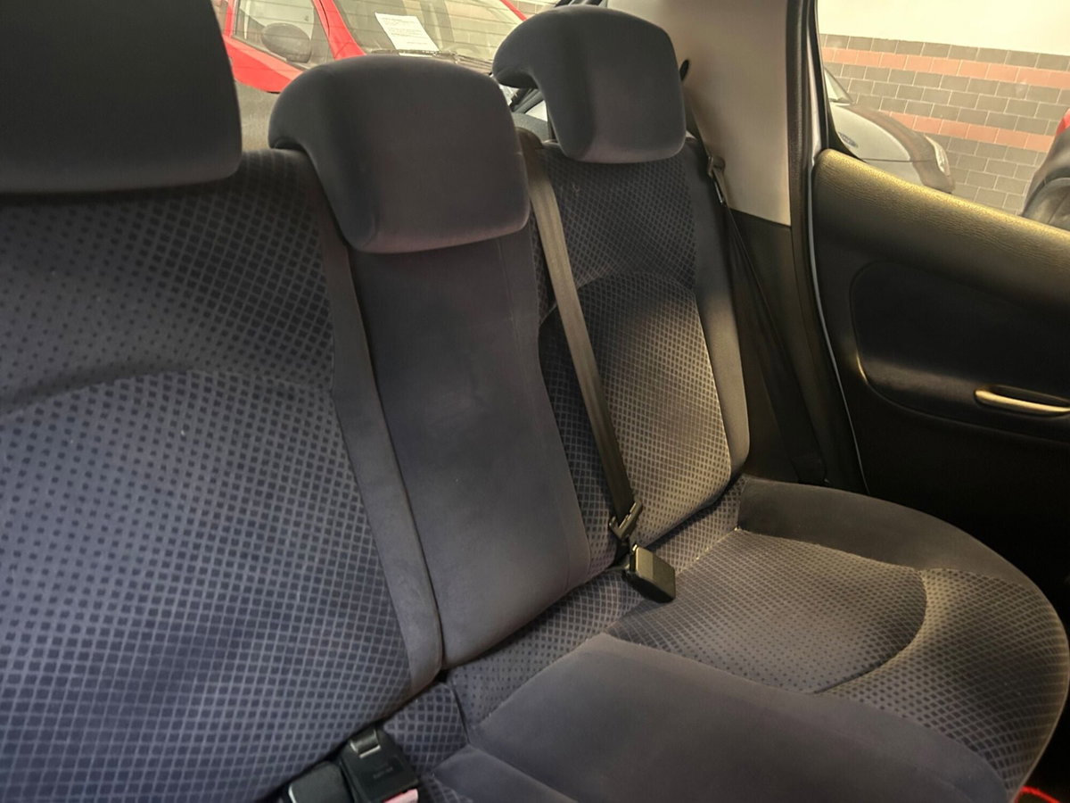 Peugeot 206 5p. XT (6)