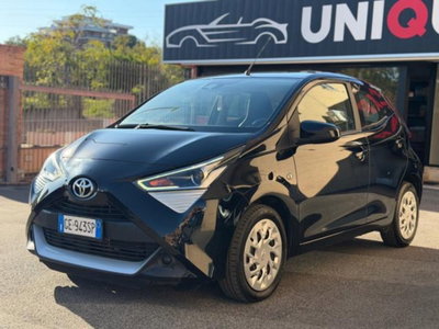 Toyota Aygo Connect 1.0 VVT-i 72 CV 5 porte x-cool MMT (3)