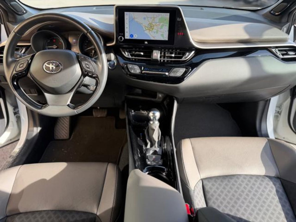 Toyota Toyota C-HR 2.0 Hybrid E-CVT Lounge (8)