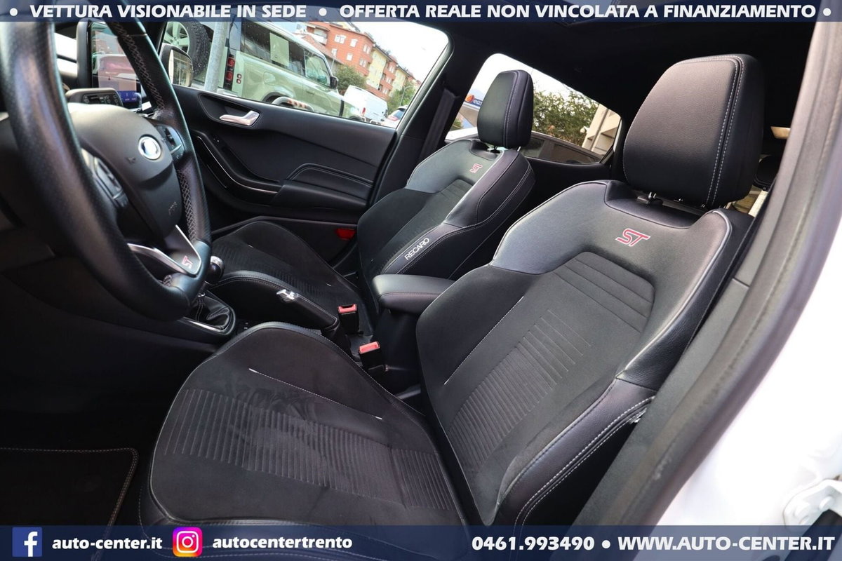 Ford Fiesta 1.5 200 CV 5p. ST (12)
