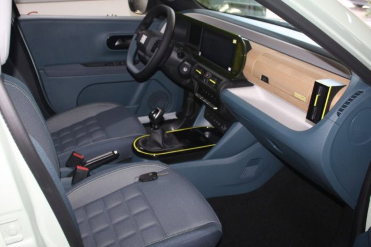 Fiat Grande Panda 1.2 La Prima 100cv (7)