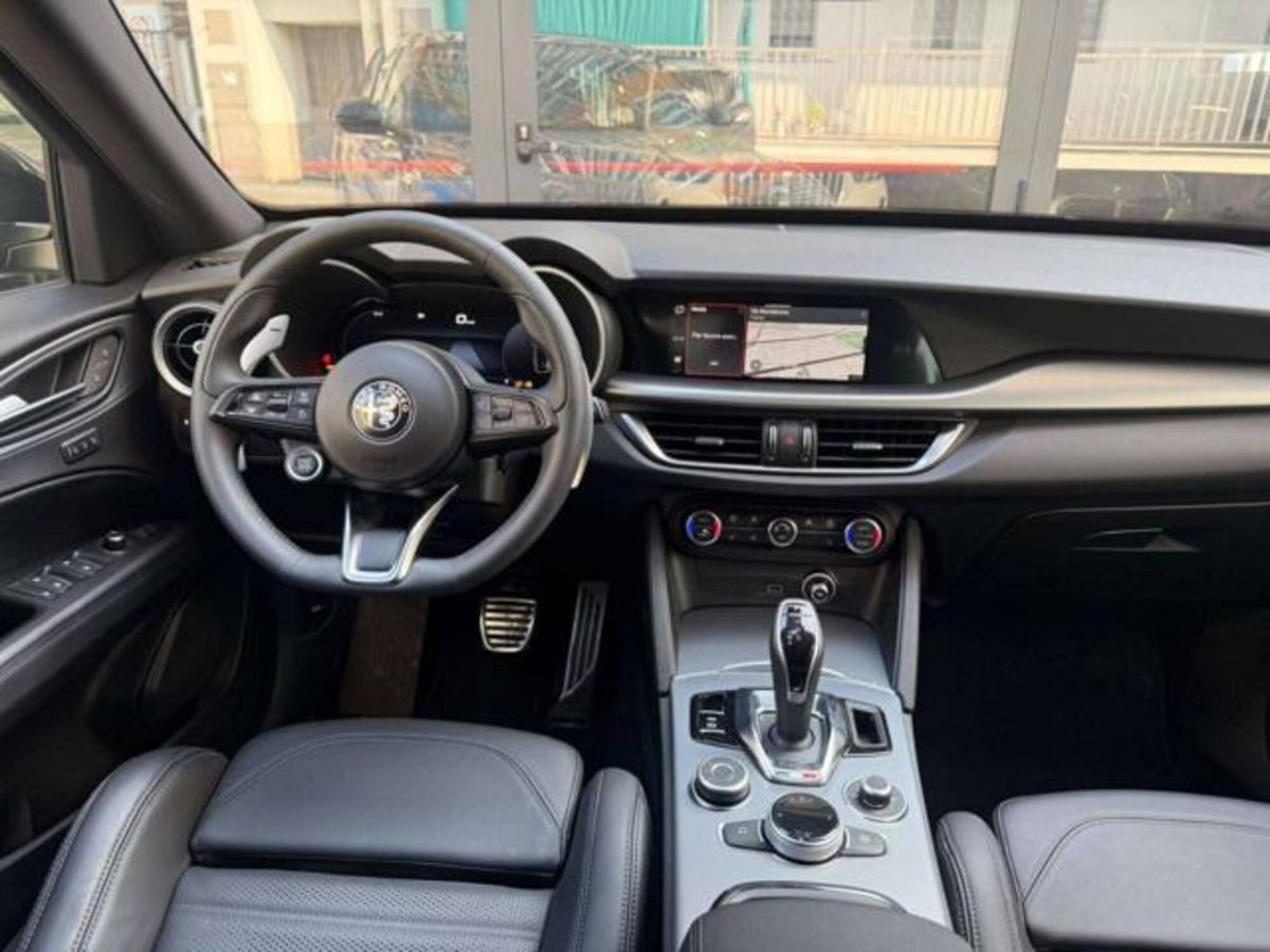 Alfa Romeo Stelvio 2.2 t Veloce Q4 210cv auto (11)