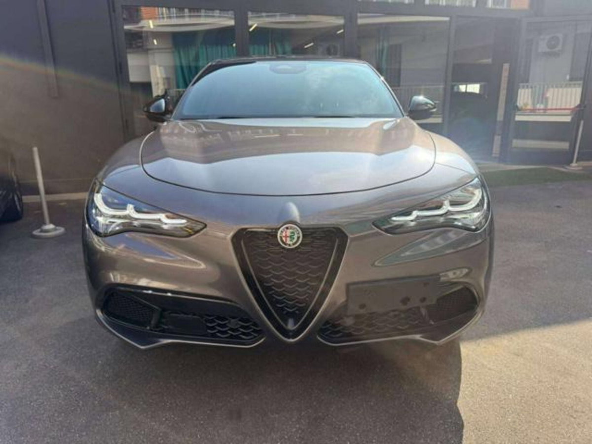 Alfa Romeo Stelvio 2.2 t Veloce Q4 210cv auto (2)