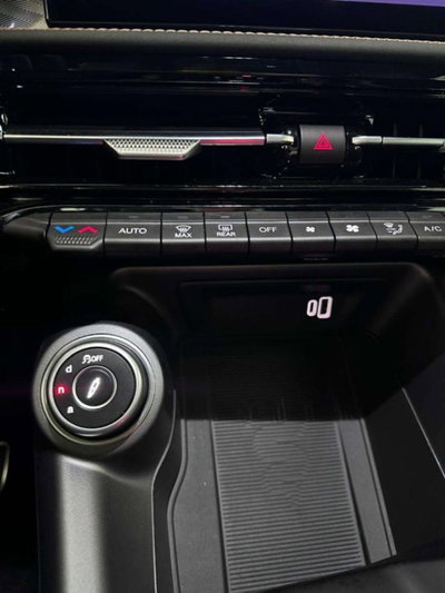 Alfa Romeo Tonale 1.3 phev Veloce Q4 280cv at6 (18)