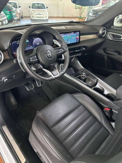 Alfa Romeo Tonale 1.3 phev Veloce Q4 280cv at6 (9)