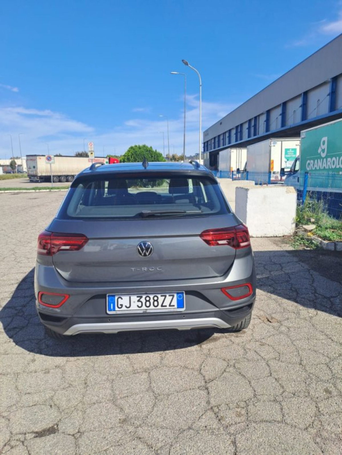 Volkswagen T-Roc 2.0 tdi Life 115cv (2)