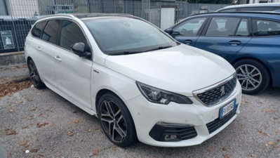 Peugeot 308 SW BlueHDi 150 S&S EAT6 GT Line (3)