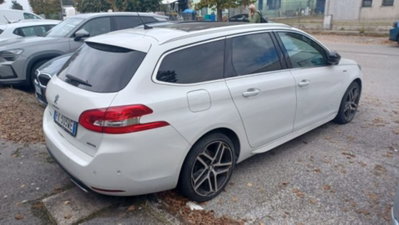 Peugeot 308 SW BlueHDi 150 S&S EAT6 GT Line (4)