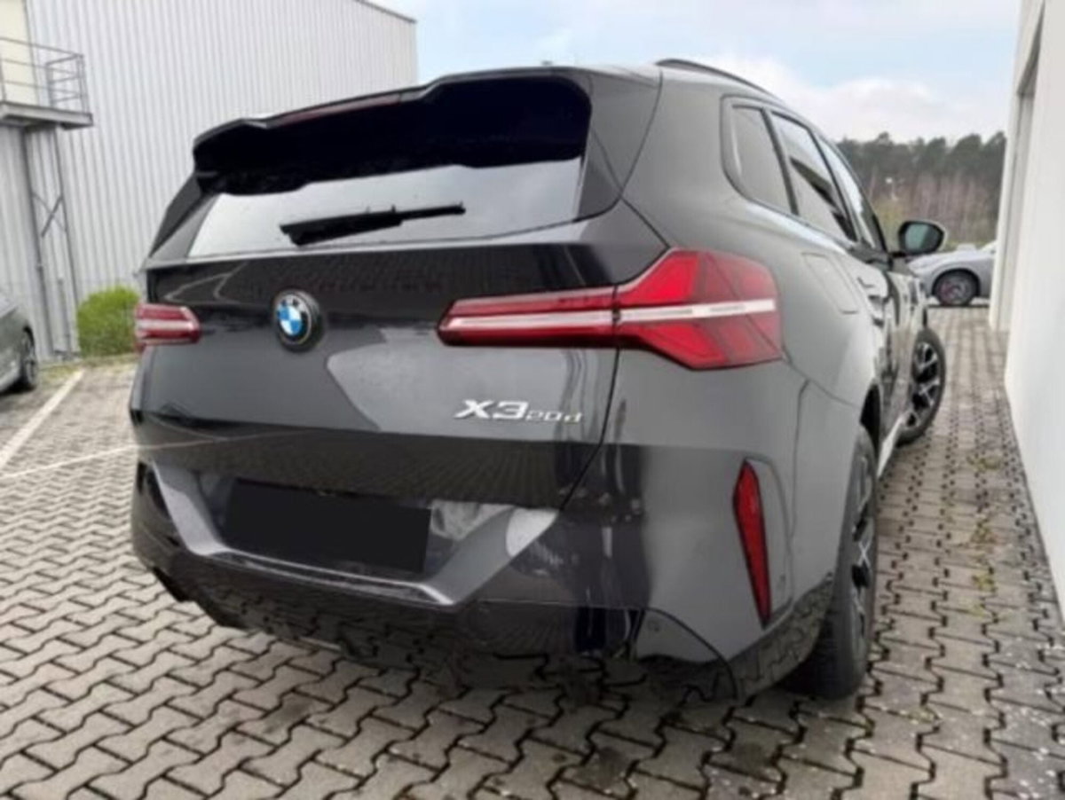 BMW X3 xdrive20d MSport auto (2)