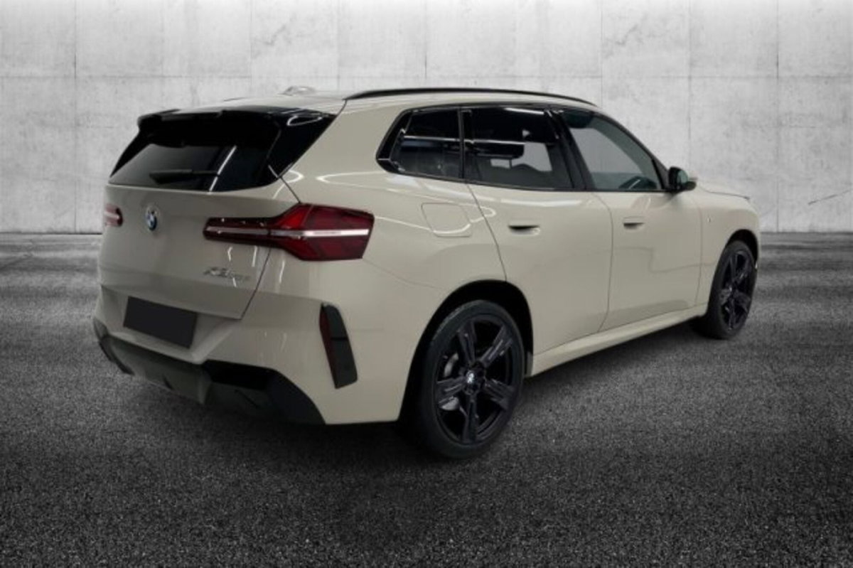 BMW X3 xdrive20d MSport auto (2)