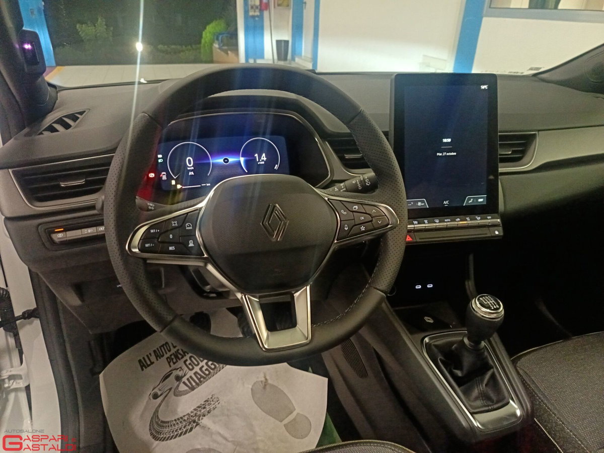Renault Captur 1.2 eco-g Techno 120cv (12)
