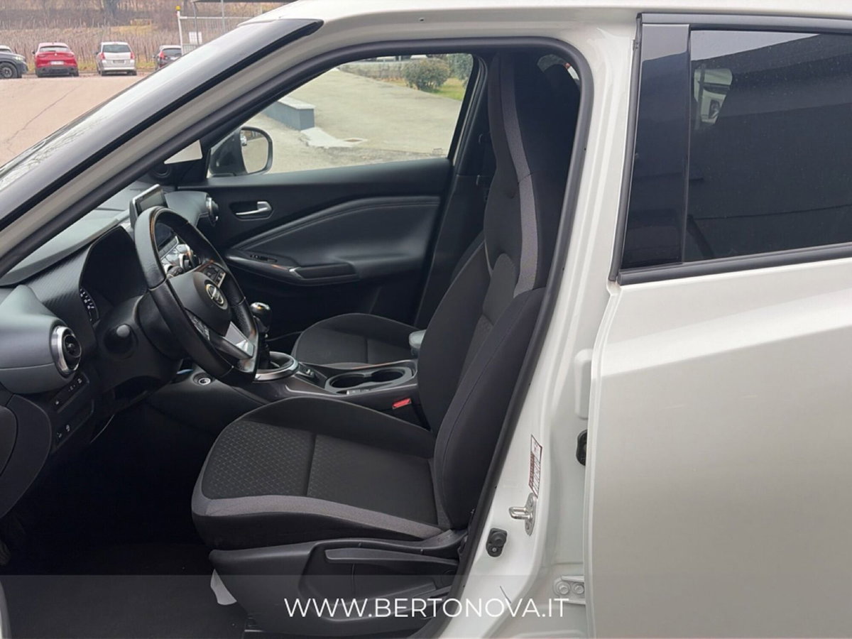 Nissan Juke 1.0 dig-t N-Connecta 114cv (11)