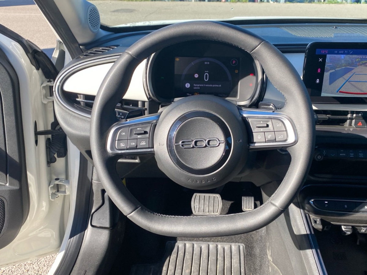 Fiat 600 1.2 hybrid Icon 145cv auto (20)