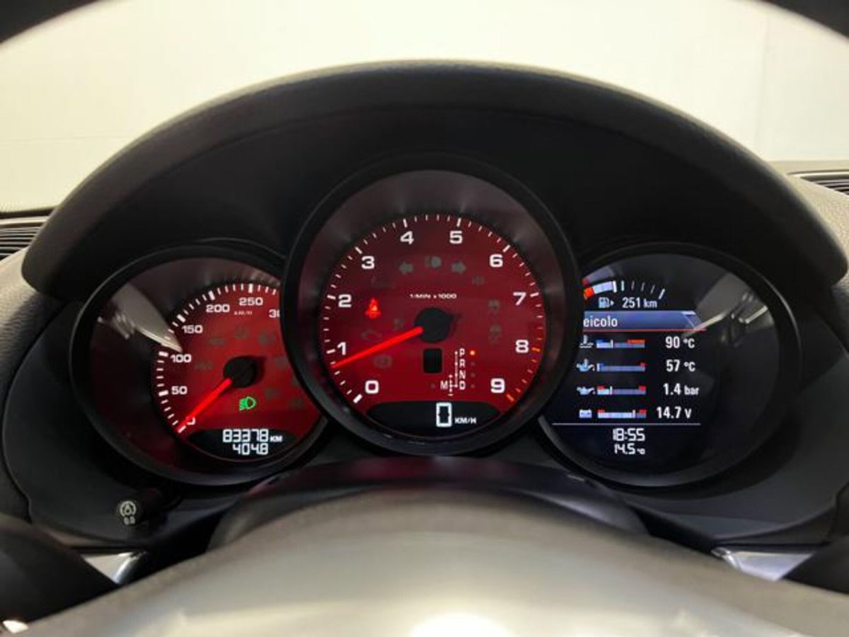 Porsche Cayman 3.4 S (16)